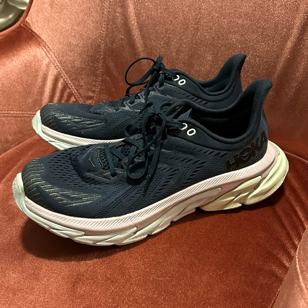 HOKA Clifton Edge